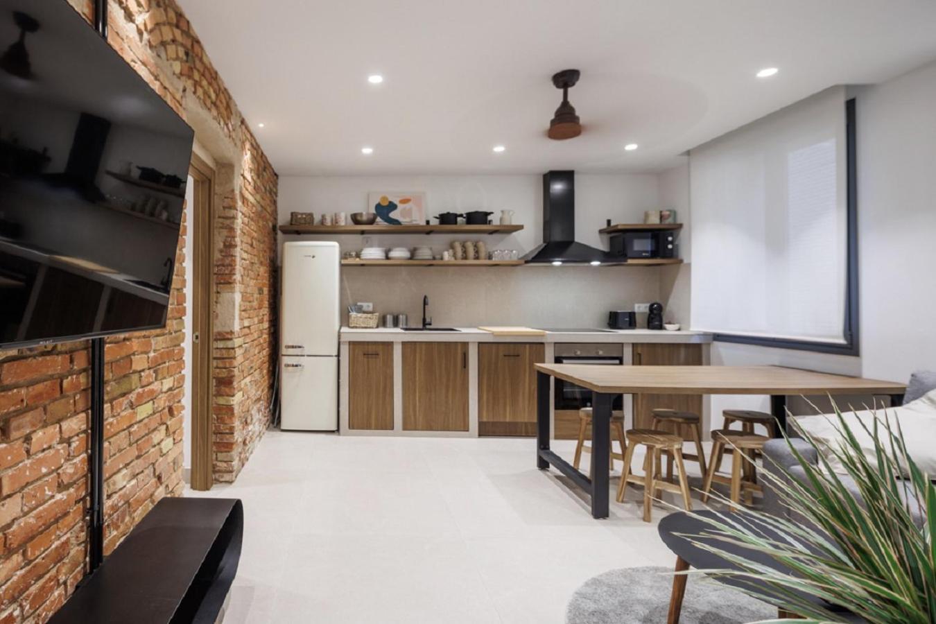 Apartment Luxury Flats Pcl By Clabao Logrono
